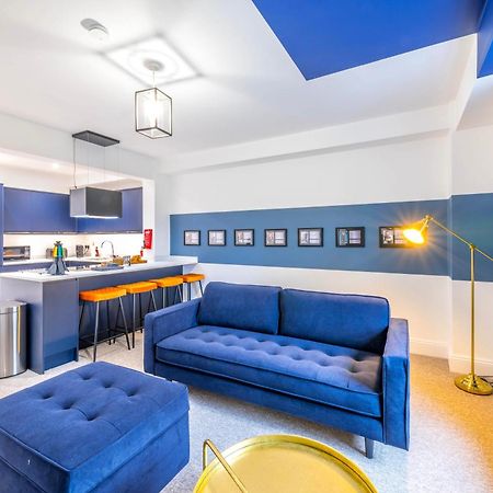 Skyfall With Free Parking For Families & Business By Prescott Apartments 브리스틀 외부 사진
