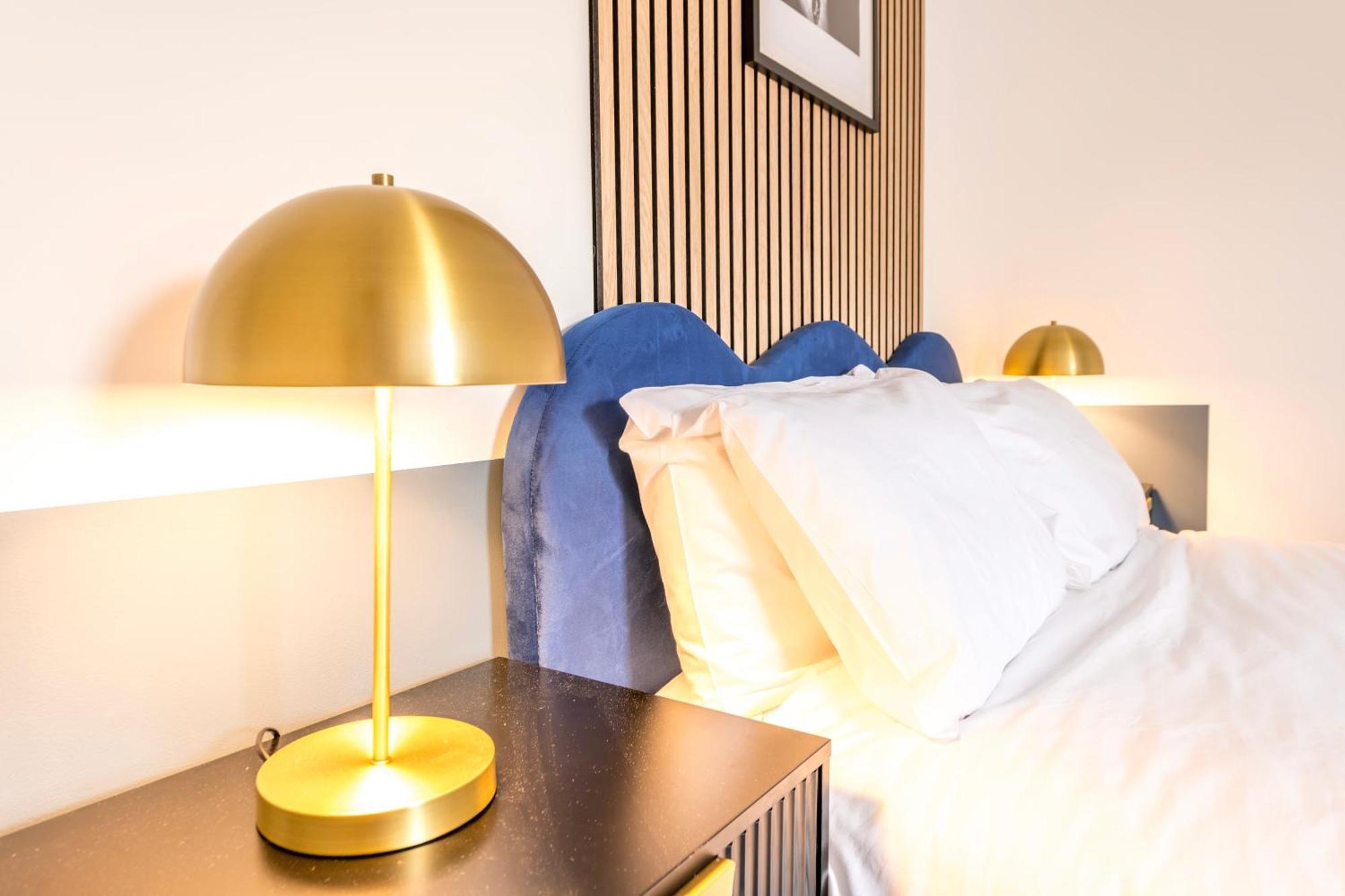 Skyfall With Free Parking For Families & Business By Prescott Apartments 브리스틀 외부 사진