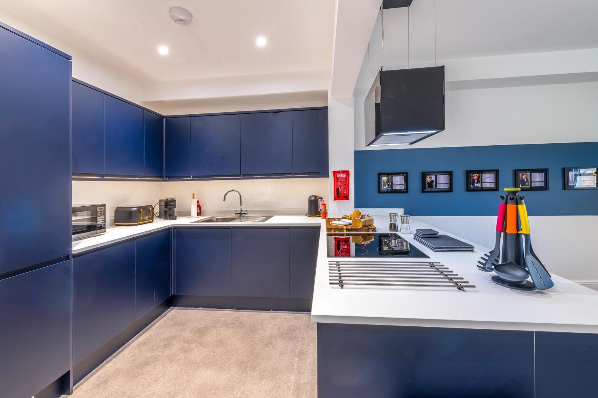 Skyfall With Free Parking For Families & Business By Prescott Apartments 브리스틀 외부 사진